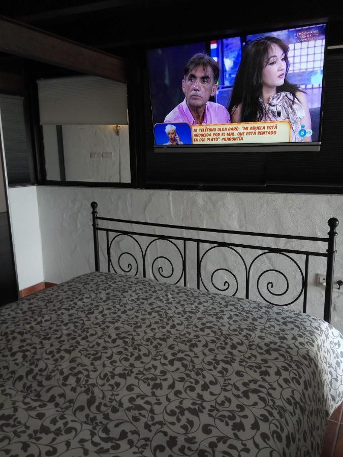 Aloelux Villa !! - Private Villa With Pool , Jacuzzi, Cinema, Massage ,Wonderful View, Art Desing Villa Tías Екстериор снимка