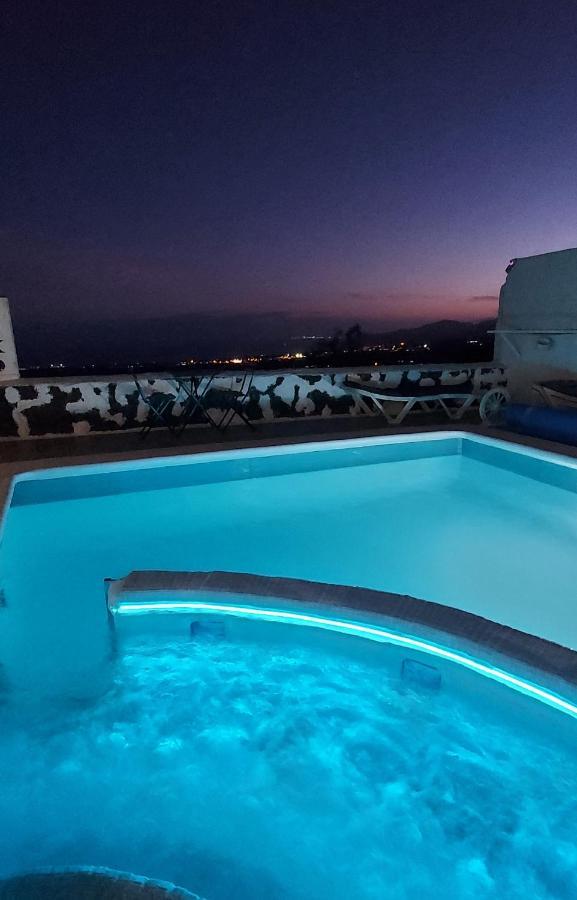 Aloelux Villa !! - Private Villa With Pool , Jacuzzi, Cinema, Massage ,Wonderful View, Art Desing Villa Tías Екстериор снимка